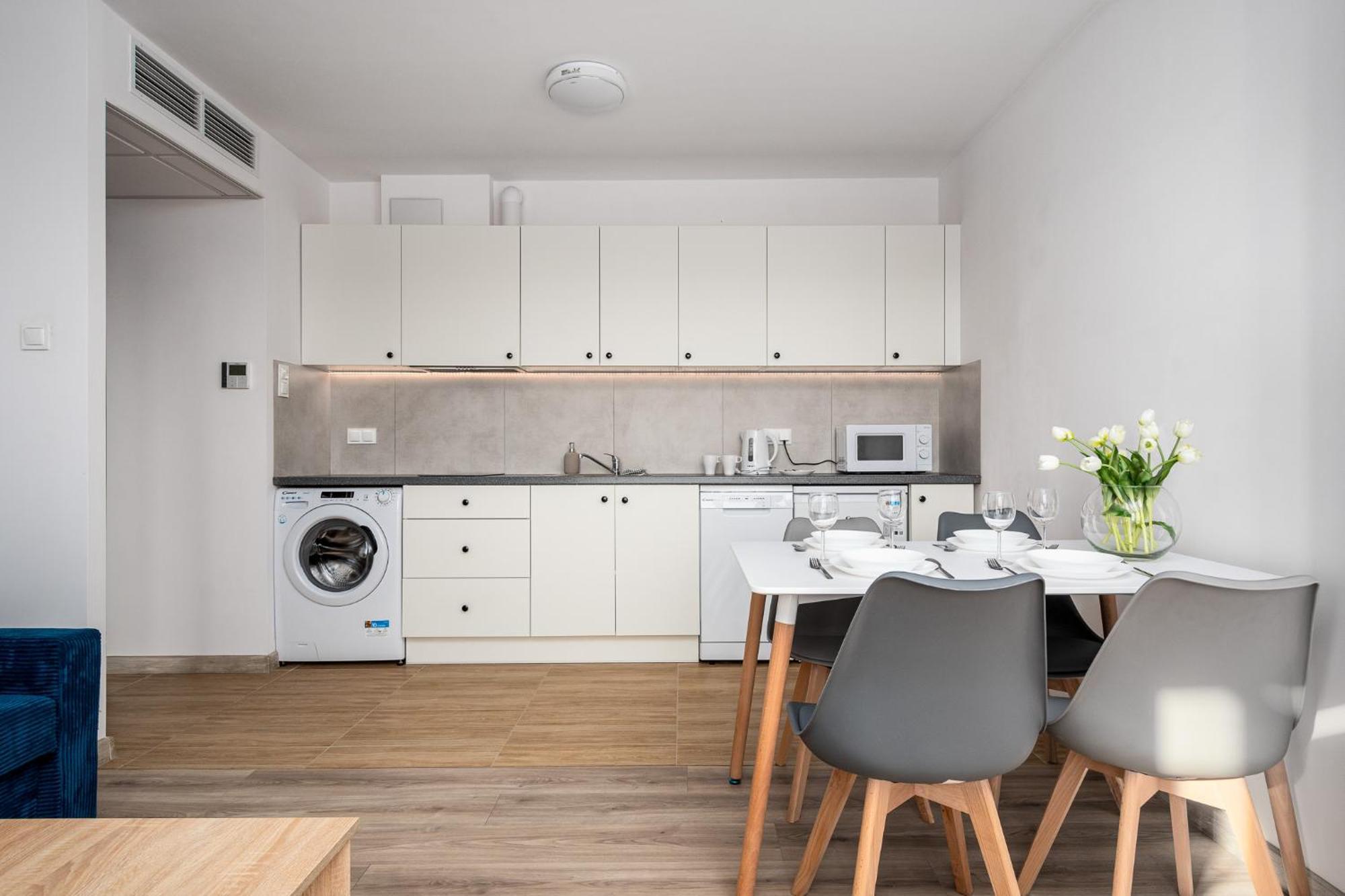 Pileckiego 59 By Perfect Apart Free Parking Варшава Экстерьер фото