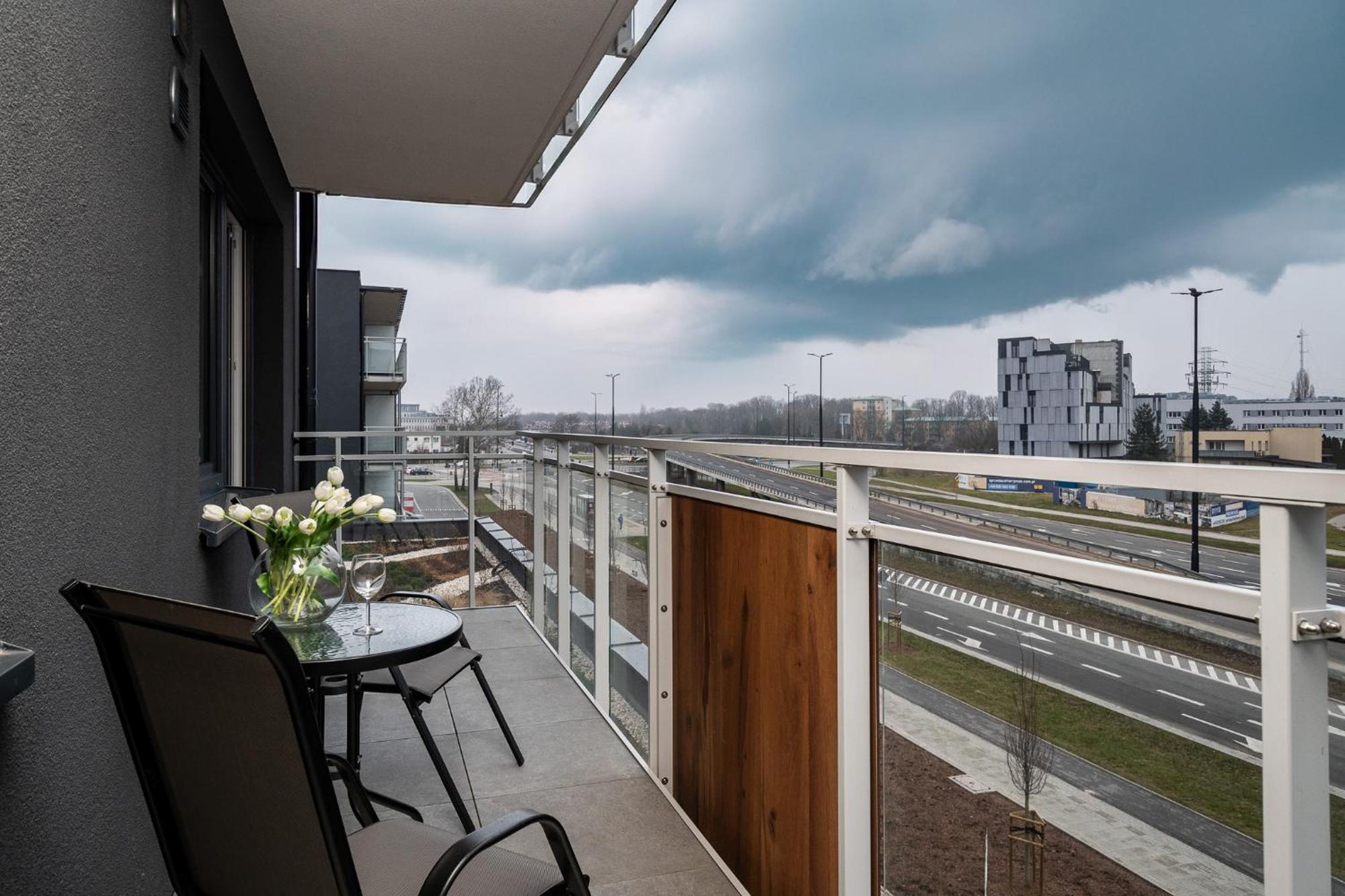 Pileckiego 59 By Perfect Apart Free Parking Варшава Экстерьер фото